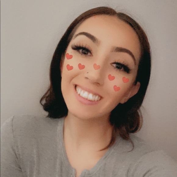 Meet the Posher Other - Meet your Posher, Paola